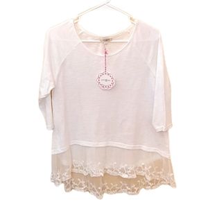 UMGEE White Tunic top blouse.